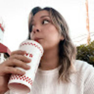 Meet your Posher, Redina